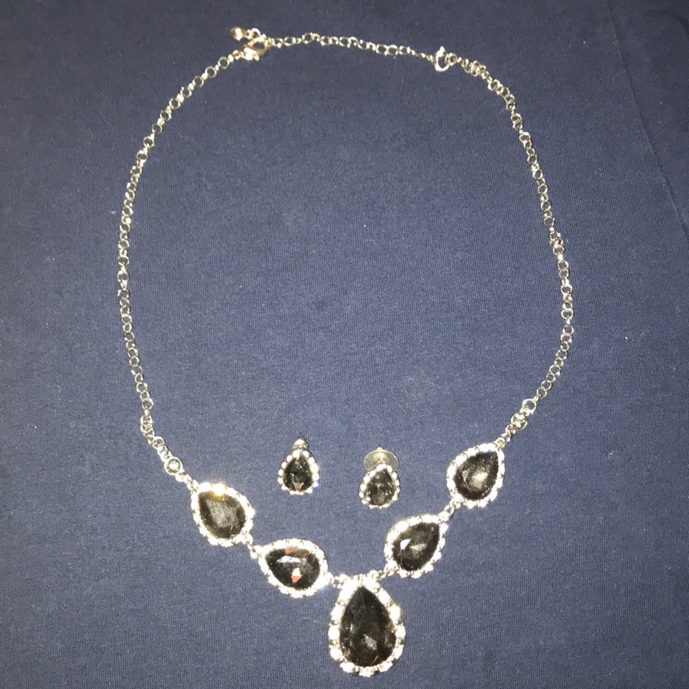 Necklace & Earrings Set